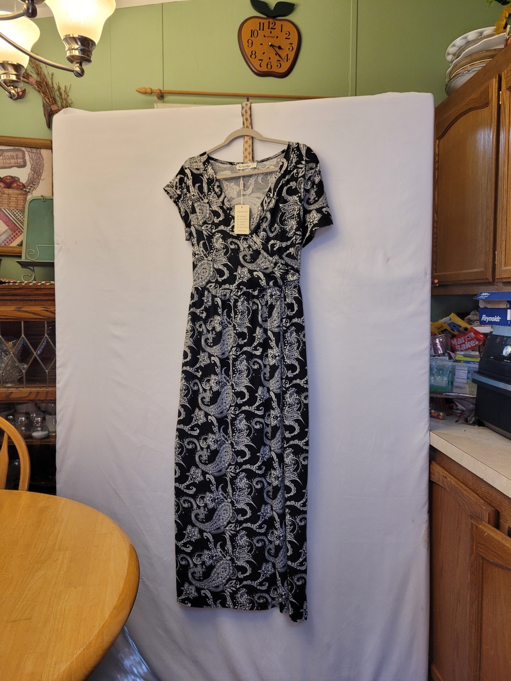 Black Paisley Maxi Dress with V-Neck